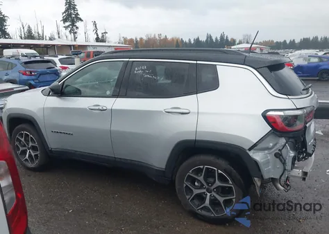 2025 Jeep Compass Limited 4X4 z USA, uszkodzony, nr VIN 3C4NJDCN5ST579557